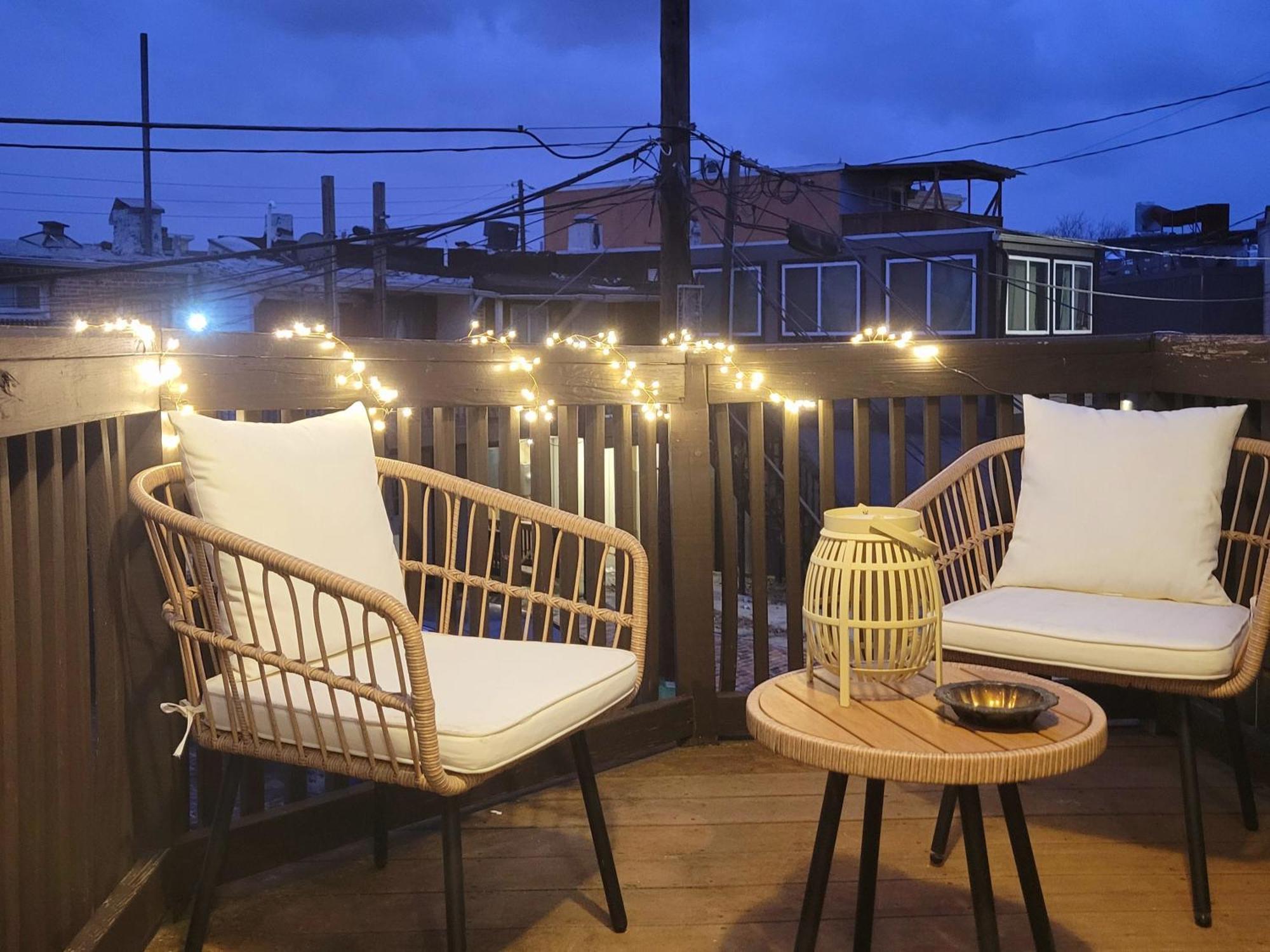 Whole House Walking Distance Stadium Free Parking * Baltimore